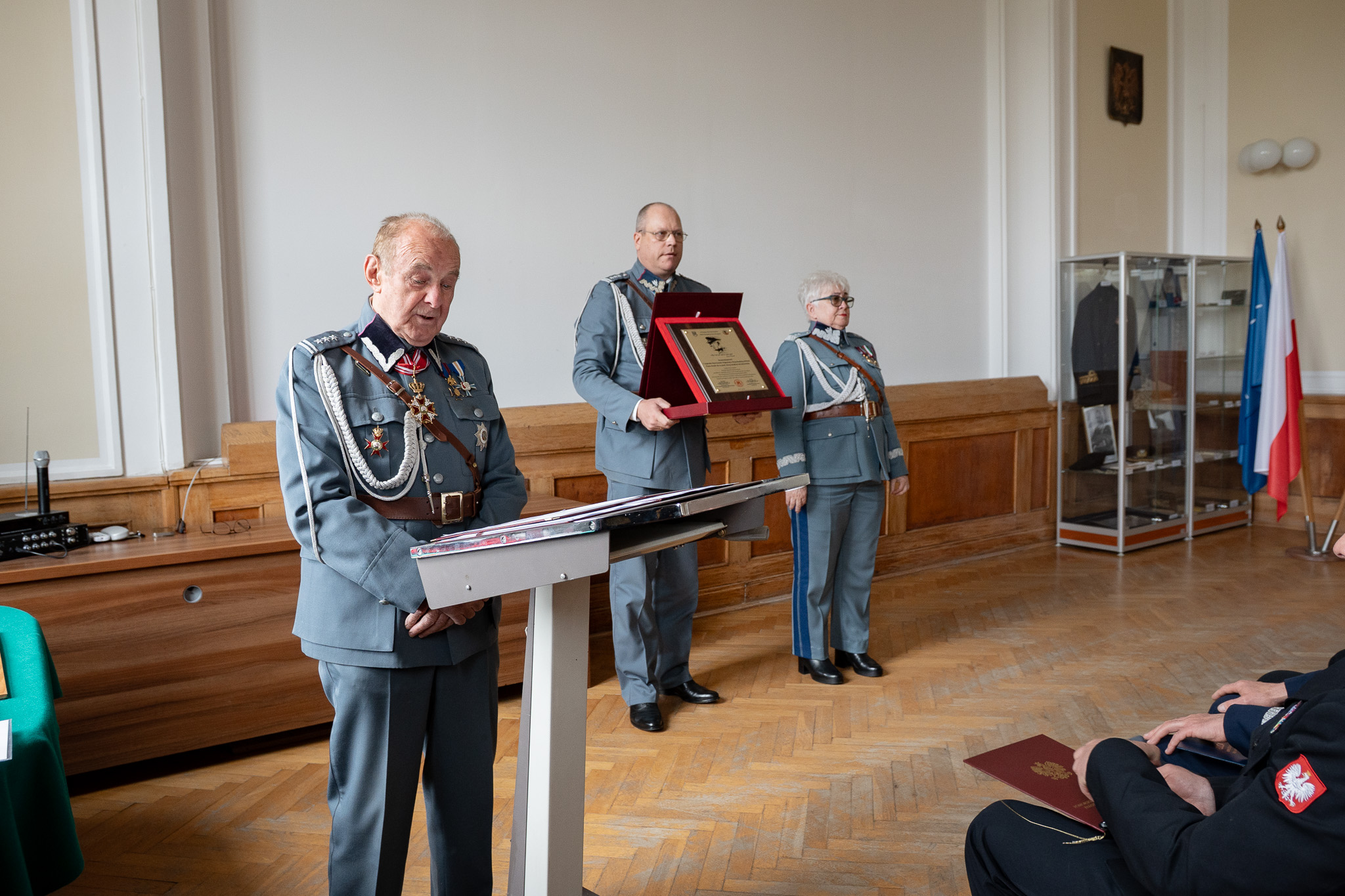 Uroczysta zbiórka z okazji 94. rocznicy 7 Szpitala Marynarki Wojennej oraz Święta Konstytucji 3 Maja – obraz